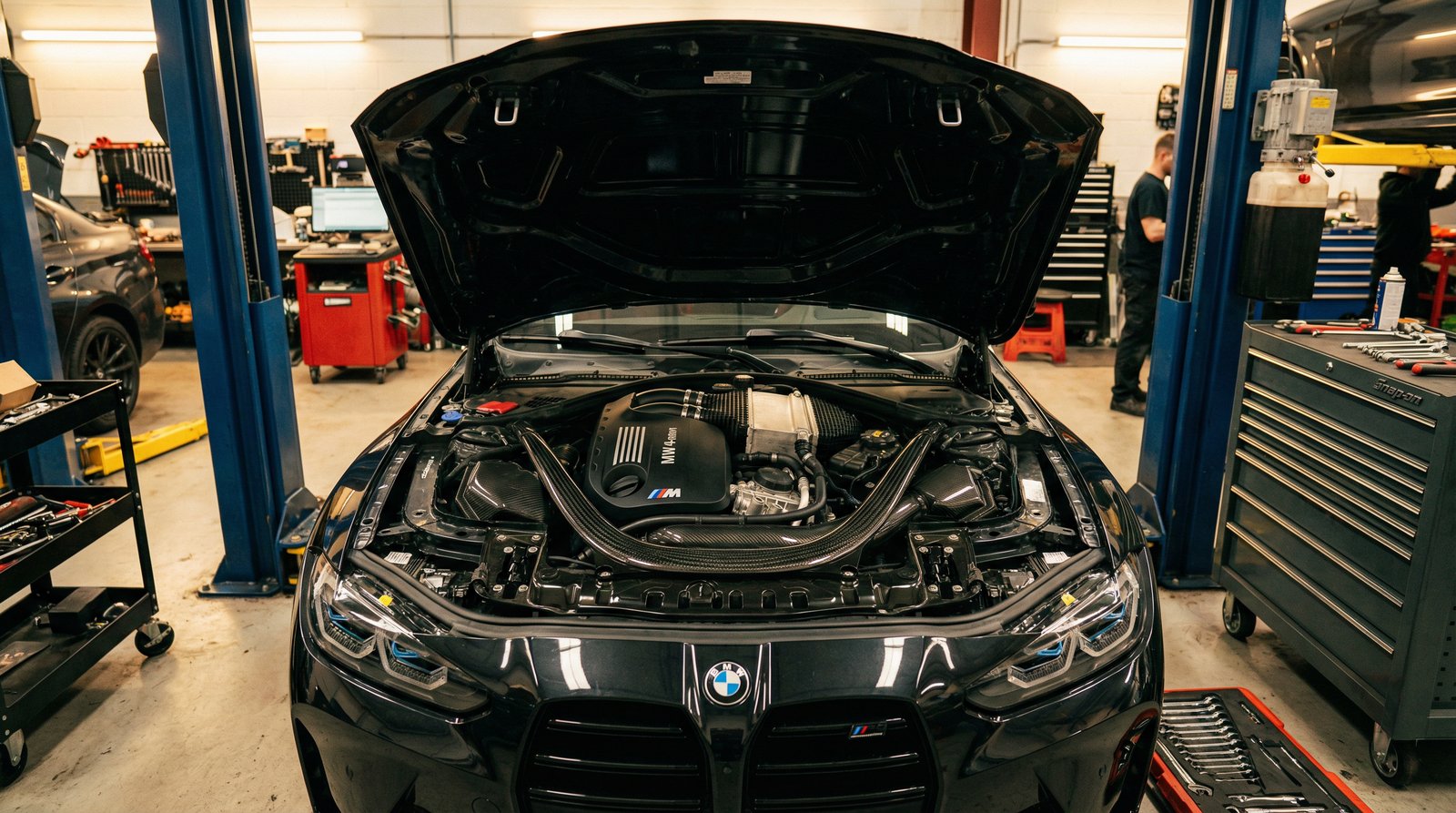 香蕉社区发动机改装视频